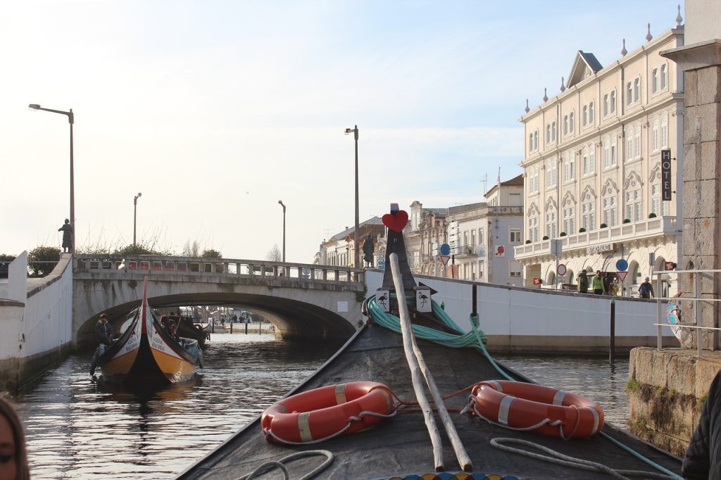 Wasserfälle in der Nähe von Aveiro entdecken: Die Natur auf einen Blick