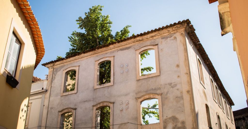 Ir a Caldas da Rainha: Entre Cerâmica, História e Aromas Únicos