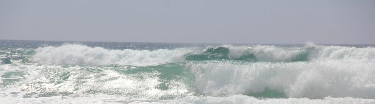 Surftotal Olhão: Cómo vivir las olas y la tradición en el Algarve